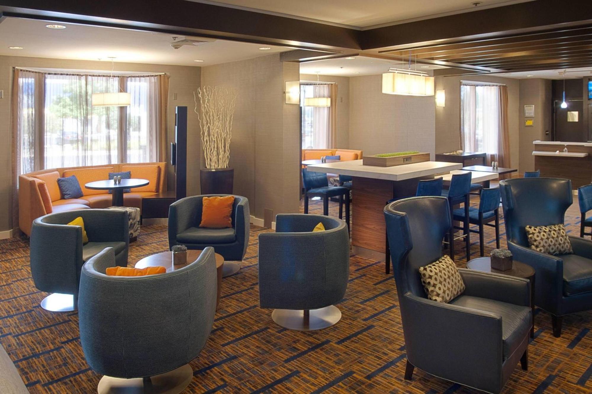 Courtyard By Marriott Kokomo Exterior foto